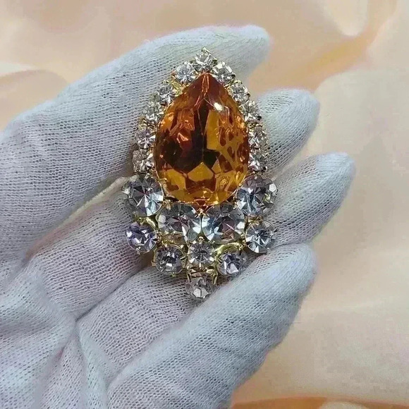 Vintage Gold-toned rhinestones aurora brooches pin (pendant)bundle - Picture 12 of 14